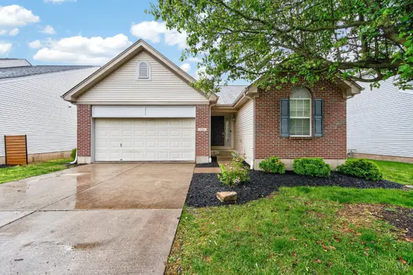 325 Easton Manor Drive, Monroe, OH 45050