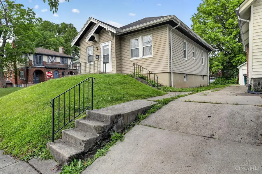 5605 Rhode Island Avenue, Cincinnati, OH 45212 - #2