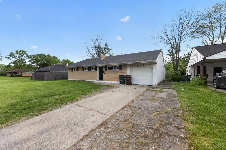 8819 Grenada Drive, Finneytown, OH 45231 - #2