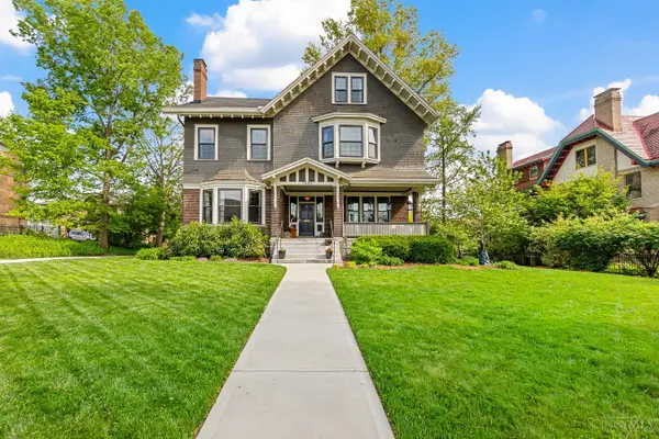 3966 Rose Hill Avenue, Cincinnati, OH 45229