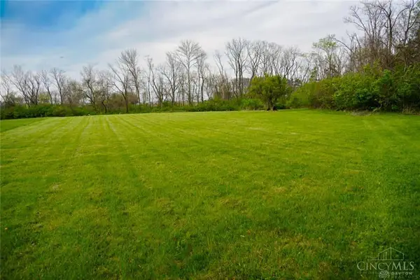 1229 E Pekin Road, Lebanon, OH 45036