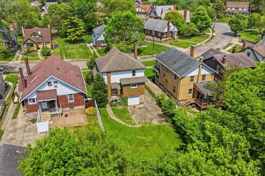 3519 Darwin Avenue, Cheviot, OH 45211 - #2