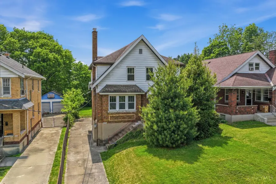 3519 Darwin Avenue, Cheviot, OH 45211 - #3