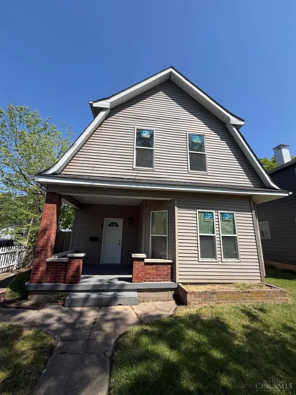 2001 Woodlawn, Middletown, OH 45044