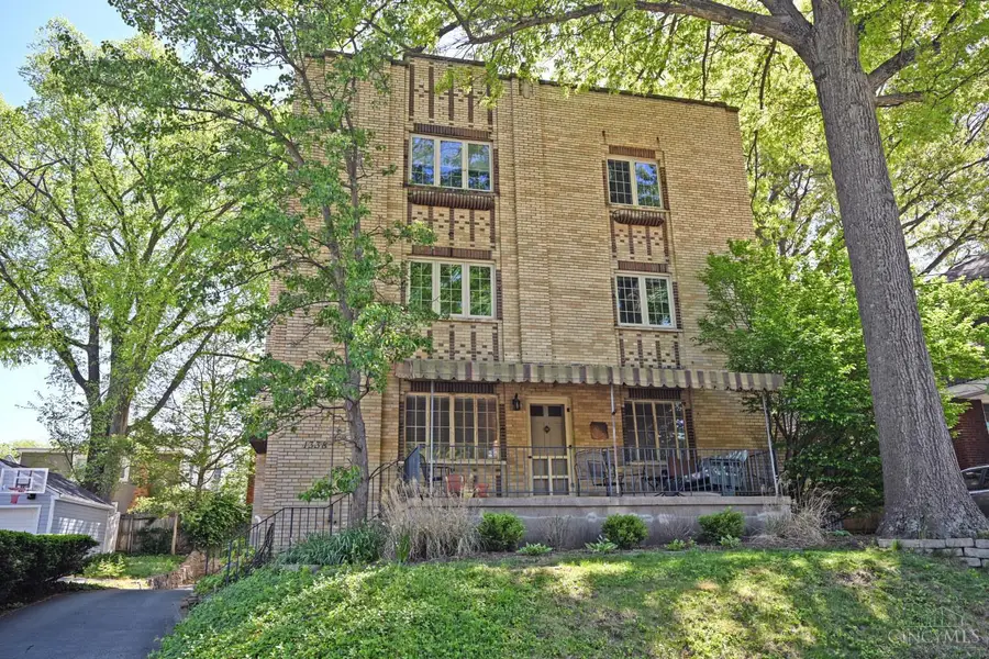 1338 Paxton Avenue #3, Cincinnati, OH 45208 - #2