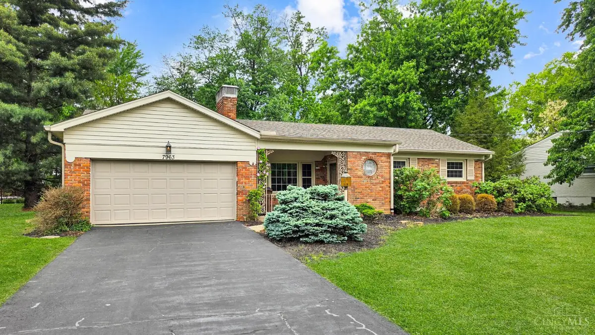 7963 Mitchell Farm Lane, Montgomery, OH 45236 - #1