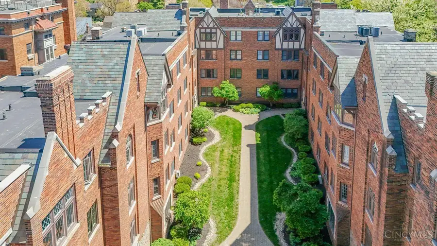 2324 Park Avenue #11, Cincinnati, OH 45206 - #3