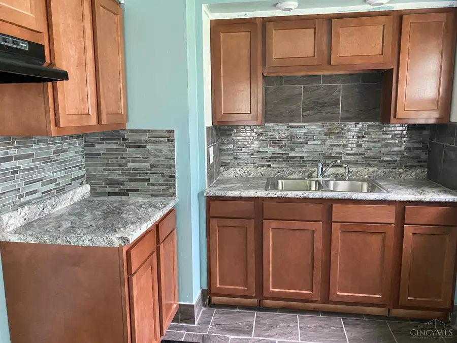 921 14th Avenue, Middletown, OH 45044 - #2