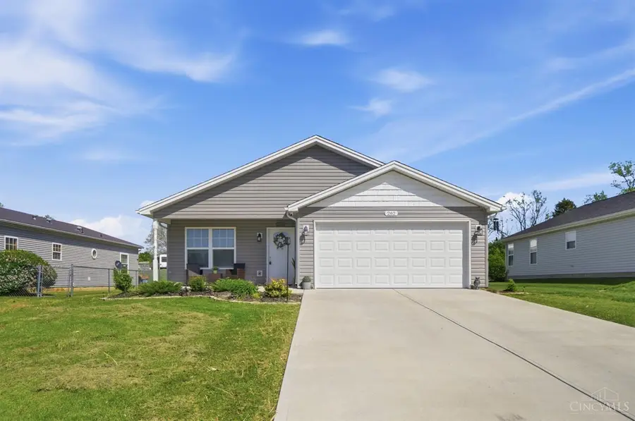 262 Taylor Drive, Wilmington, OH 45177 - #3