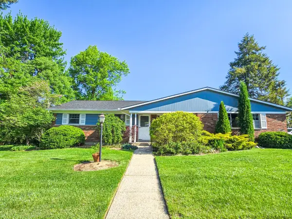 1058 Pinehollow Lane, Springfield Twp., OH 45231