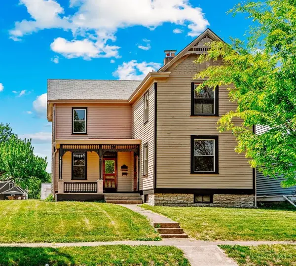 7821 Perry Street, Mt Healthy, OH 45231