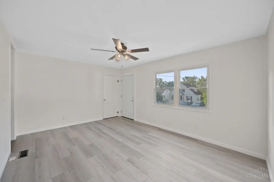 1914 Ashrook Drive, Cincinnati, OH 45238 - #2