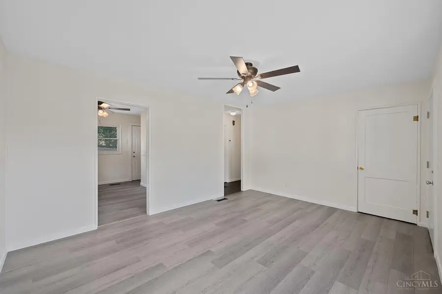 1914 Ashrook Drive, Cincinnati, OH 45238 - #3