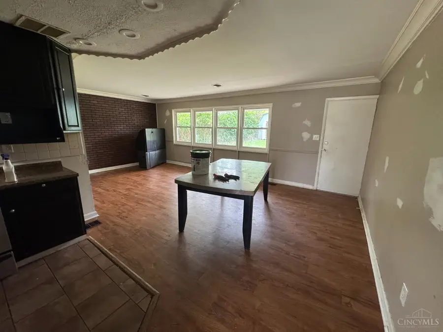 8616 Balboa Drive, Finneytown, OH 45231 - #2