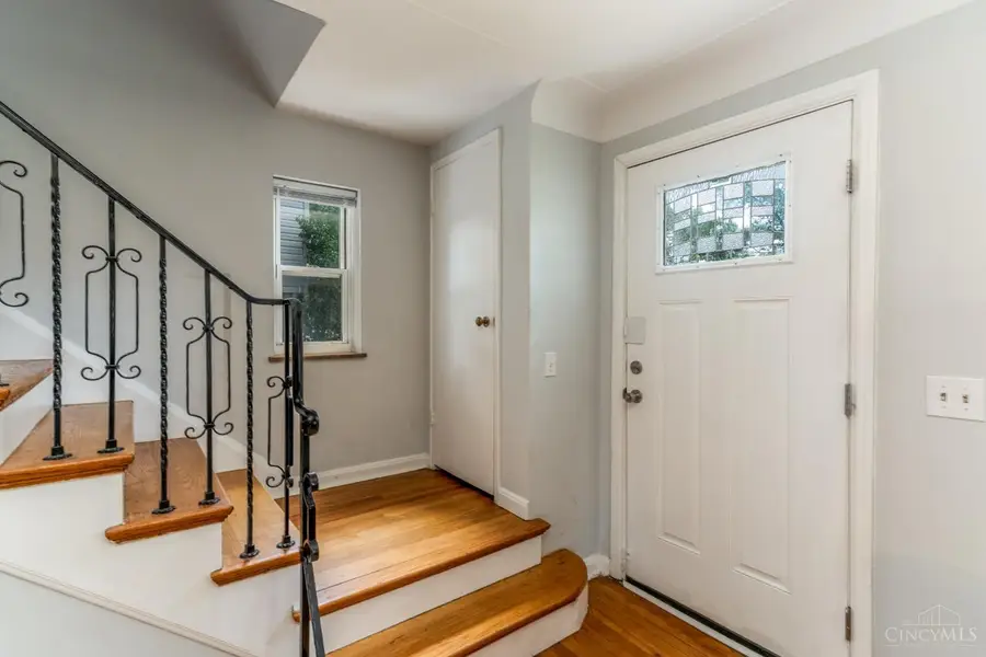 7260 Eastlawn Drive, Cincinnati, OH 45237 - #3