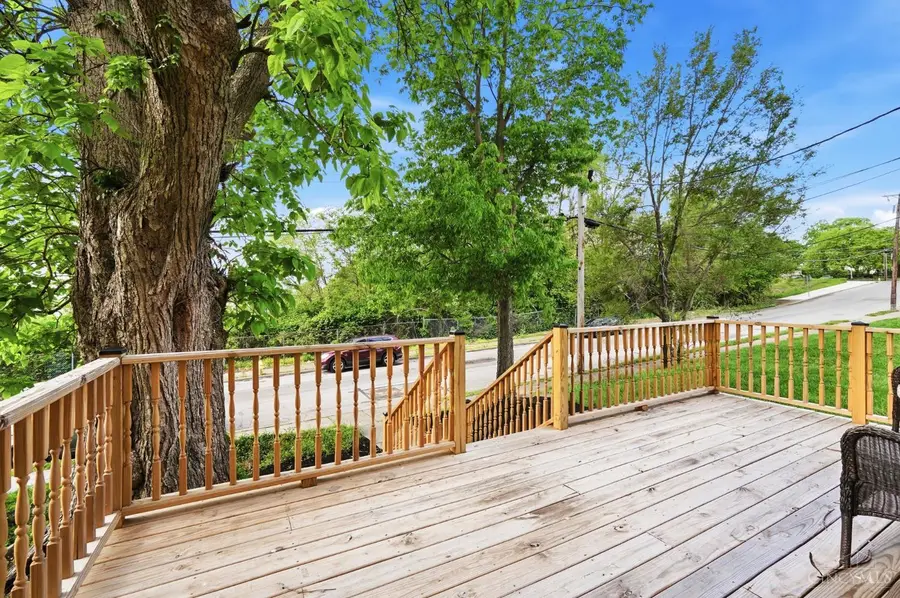 136 Dorchester Avenue, Cincinnati, OH 45219 - #2