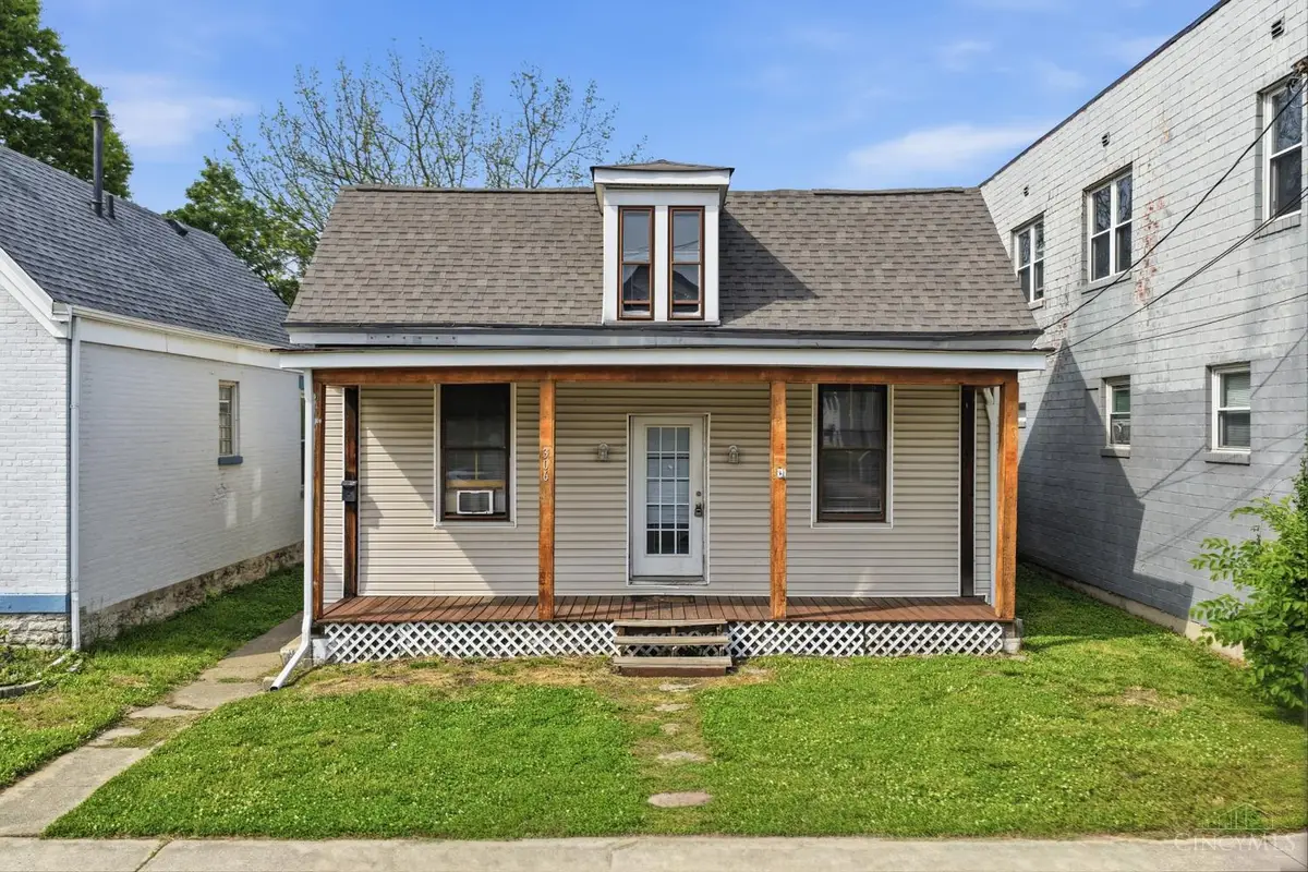 306 W Vine Street, Reading, OH 45215 - #1