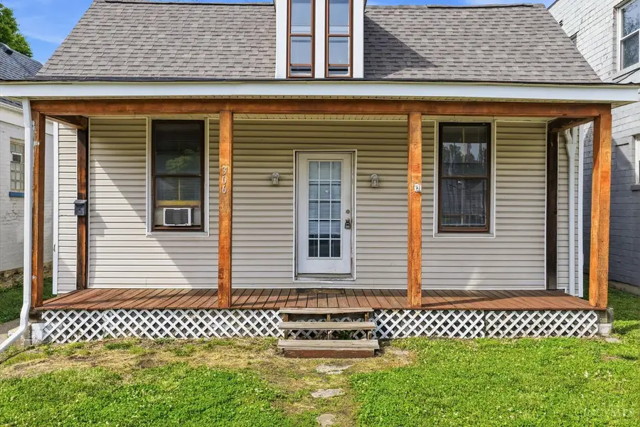 306 W Vine Street, Reading, OH 45215 - #2
