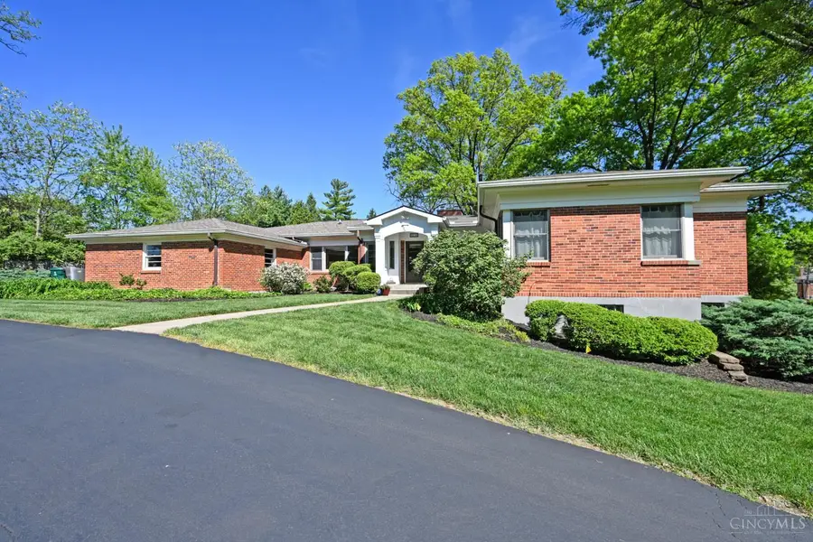 2516 Fairhill Drive, Cincinnati, OH 45239 - #2
