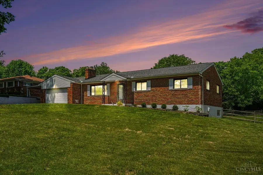 2032 Arrowood Place, New Burlington, OH 45231 - #2