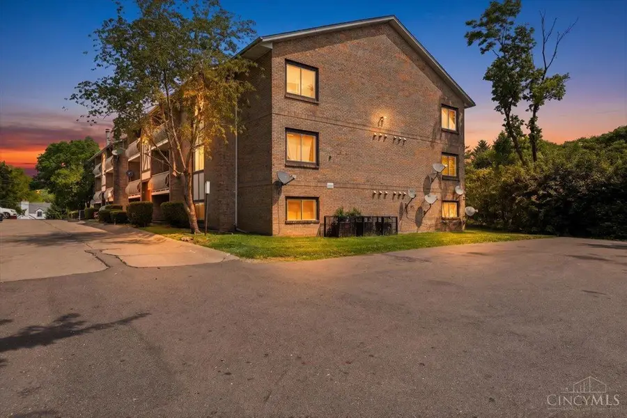 2435 Montana Avenue #11, Cincinnati, OH 45211 - #2