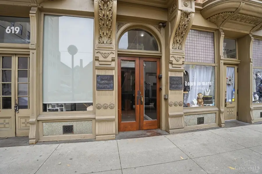 621 Main Street #4B, Cincinnati, OH 45202 - #3