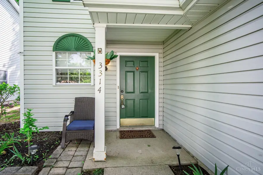 3314 Lakeview Avenue, Cincinnati, OH 45211 - #3