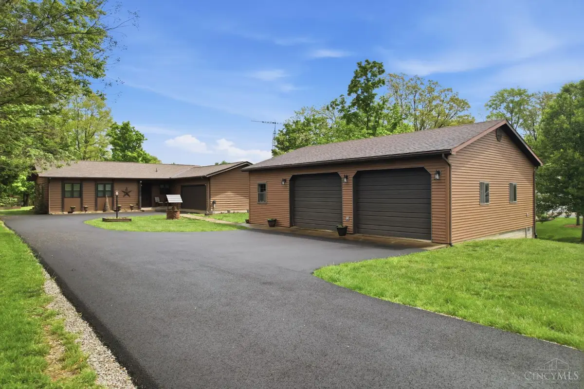 1112 Waynoka Drive, Lake Waynoka, OH 45171 - #1