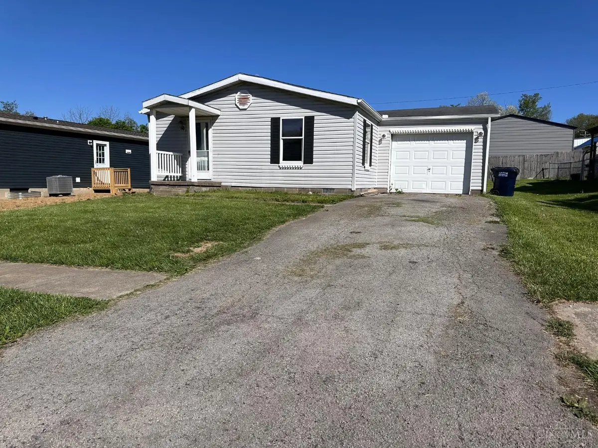 102 Maple Run Drive, Hillsboro, OH 45133 - #1