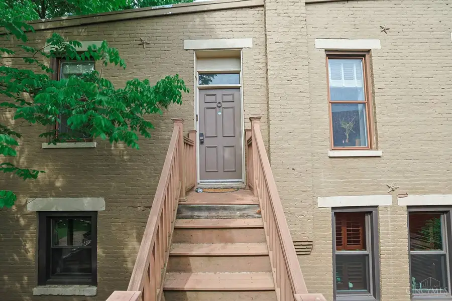 985 Paradrome Street #B, Cincinnati, OH 45202 - #3