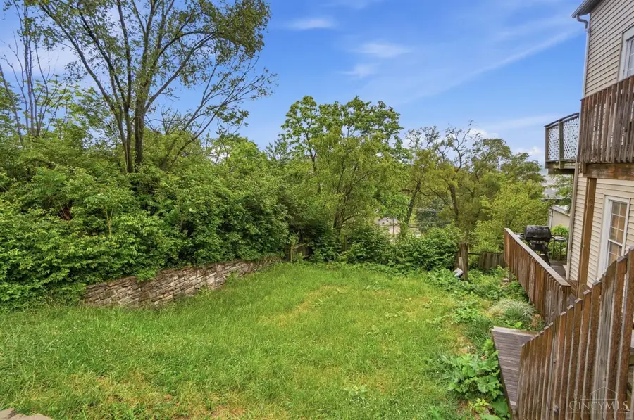 17 Estelle Street, Cincinnati, OH 45219 - #3
