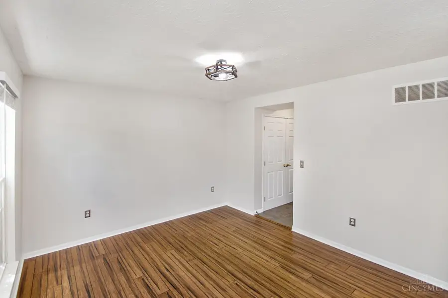 6067 Weber Oaks Drive, Miami, OH 45140 - #2