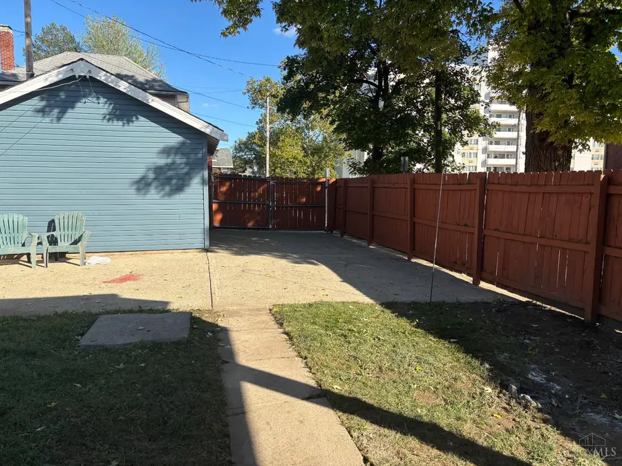 2052 Pleasant Avenue, Hamilton, OH 45015 - #3