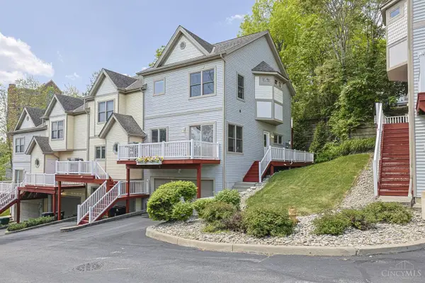 3450 Golden Ave #4, Cincinnati, OH 45226