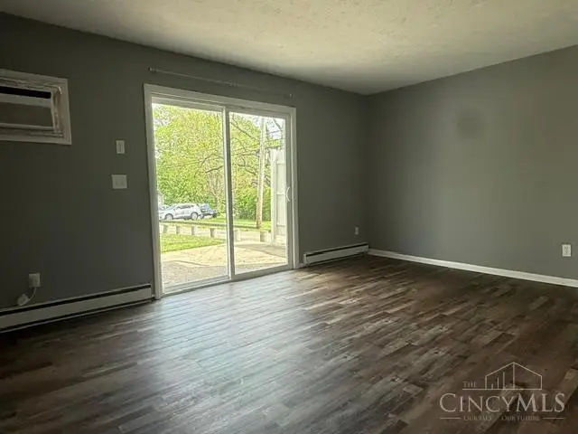 213 S Main Street, Oxford, OH 45056 - #3