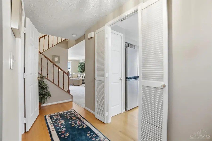 10857 Lake Thames Drive #186, Sycamore, OH 45242 - #2