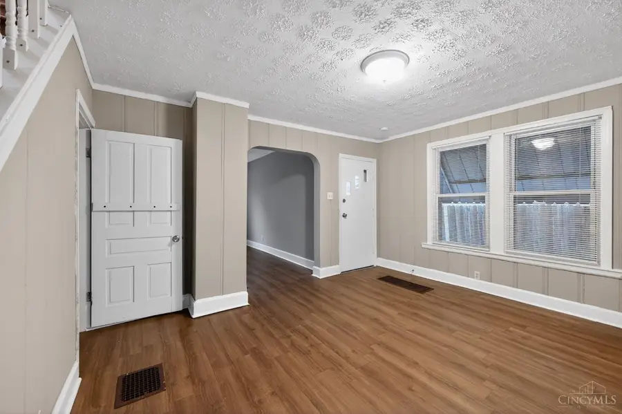 131 Sherman Avenue, Hamilton, OH 45013 - #2
