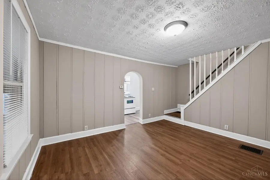 131 Sherman Avenue, Hamilton, OH 45013 - #3