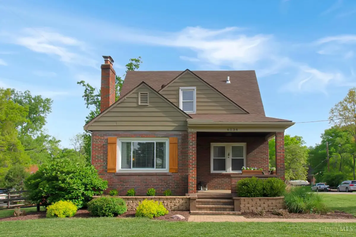 6134 Cherokee Drive, Madeira, OH 45243 - #1