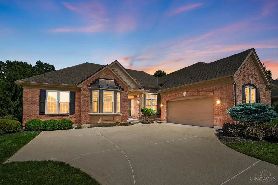 8072 Carnaby Lane, Sycamore, OH 45249 - #2