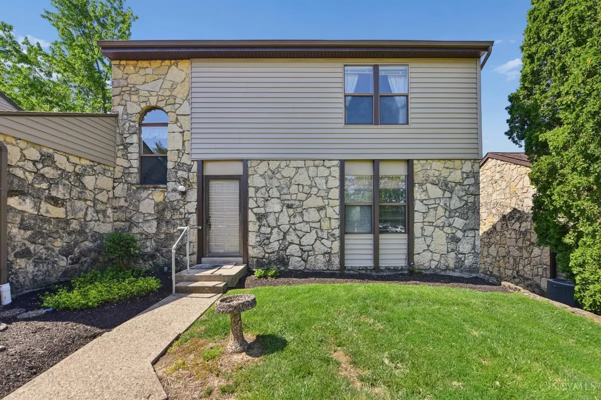 5271 Pros Drive, West Chester, OH 45069 - #1
