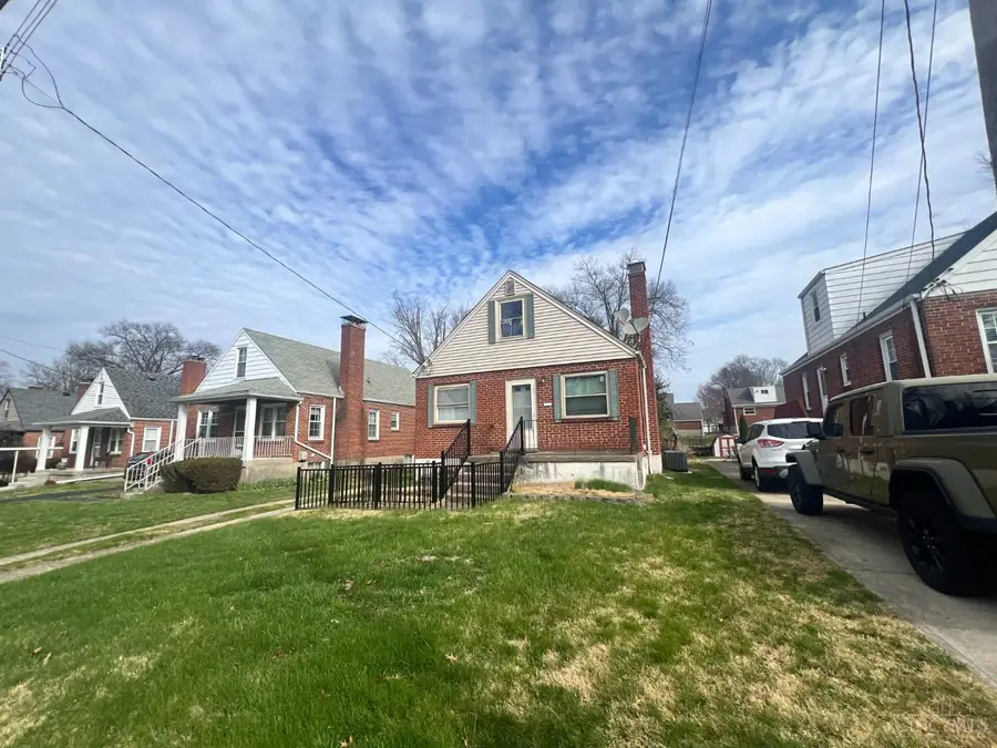 3756 Macnicholas Avenue, Deer Park, OH 45236 - #2