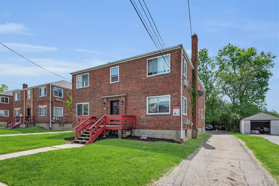 629 Maple Rd, Cincinnati, OH 45215 - #3