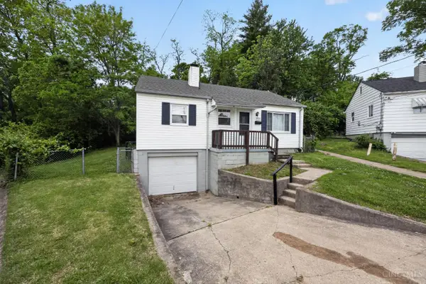 1923 Ashbrook Drive, Cincinnati, OH 45238