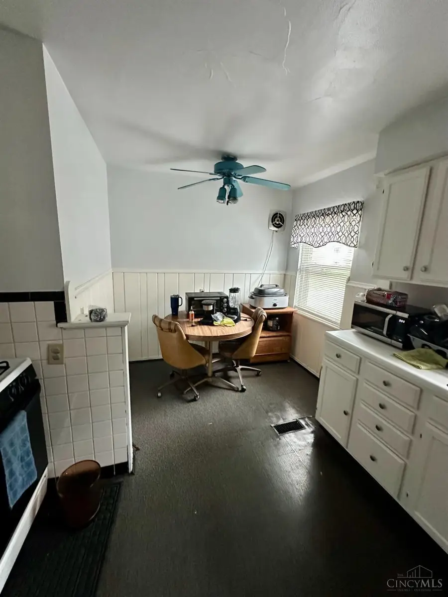 5858 Kennedy Avenue, Cincinnati, OH 45213 - #3