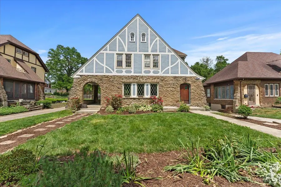 1718 Bella Vista Street, Cincinnati, OH 45237 - #2