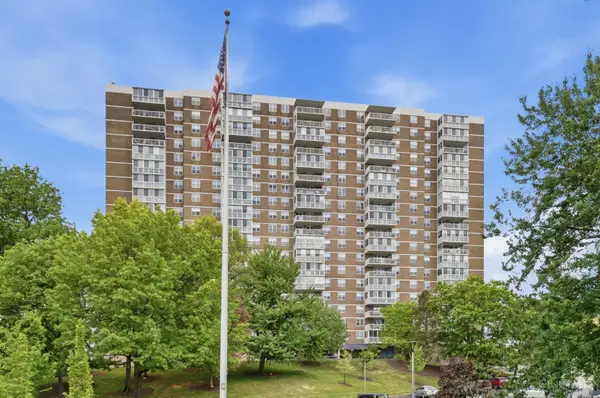 2444 Madison Road #408, Cincinnati, OH 45208