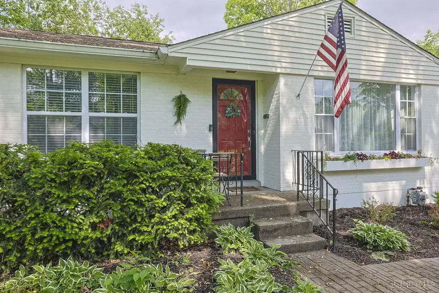1530 Maple Avenue, Wyoming, OH 45215 - #3