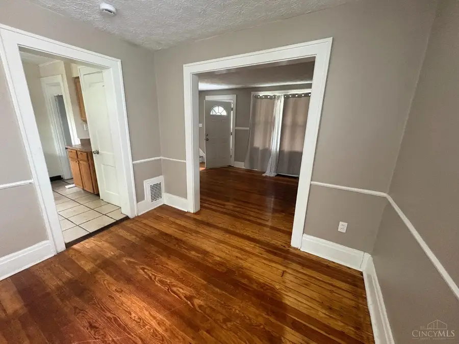 6808 Betts Avenue, North College Hill, OH 45239 - #2