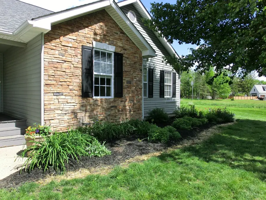 412 Dortmund Drive, Fayetteville, OH 45118 - #2